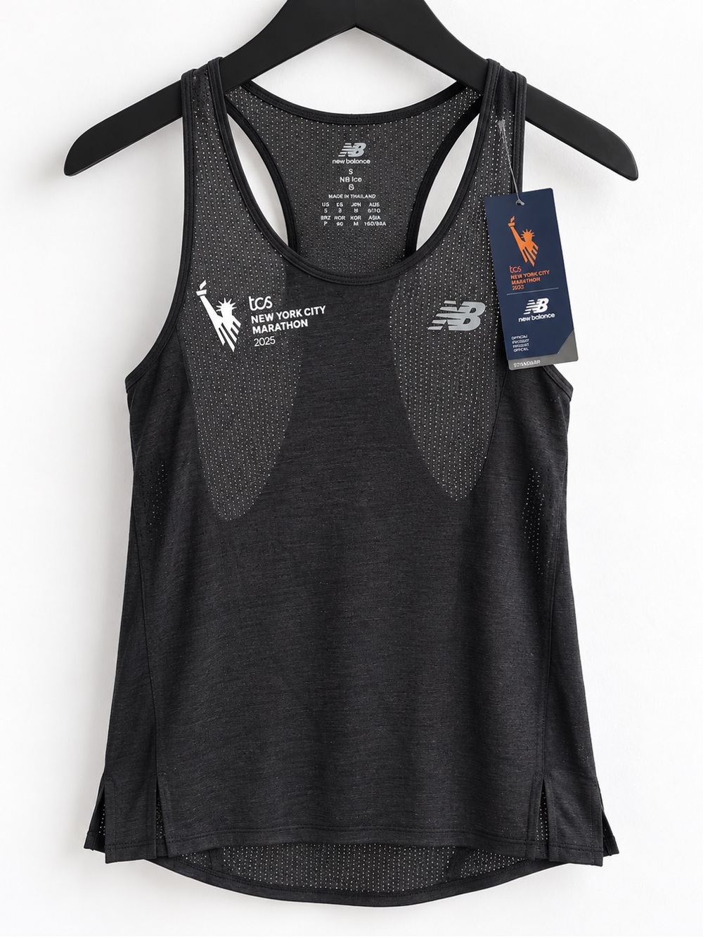 New Balance TCS NYC Marathon 2025 Athletics Tank Women S Black NWT